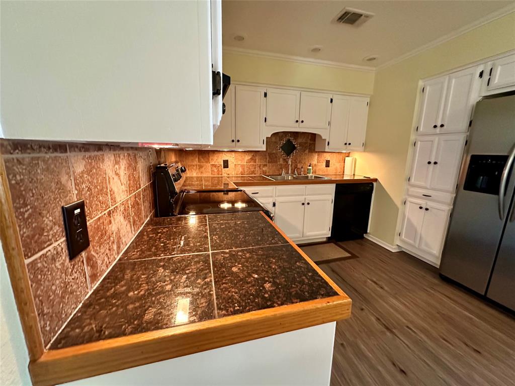 102 Mockingbird Circle Property Photo 11