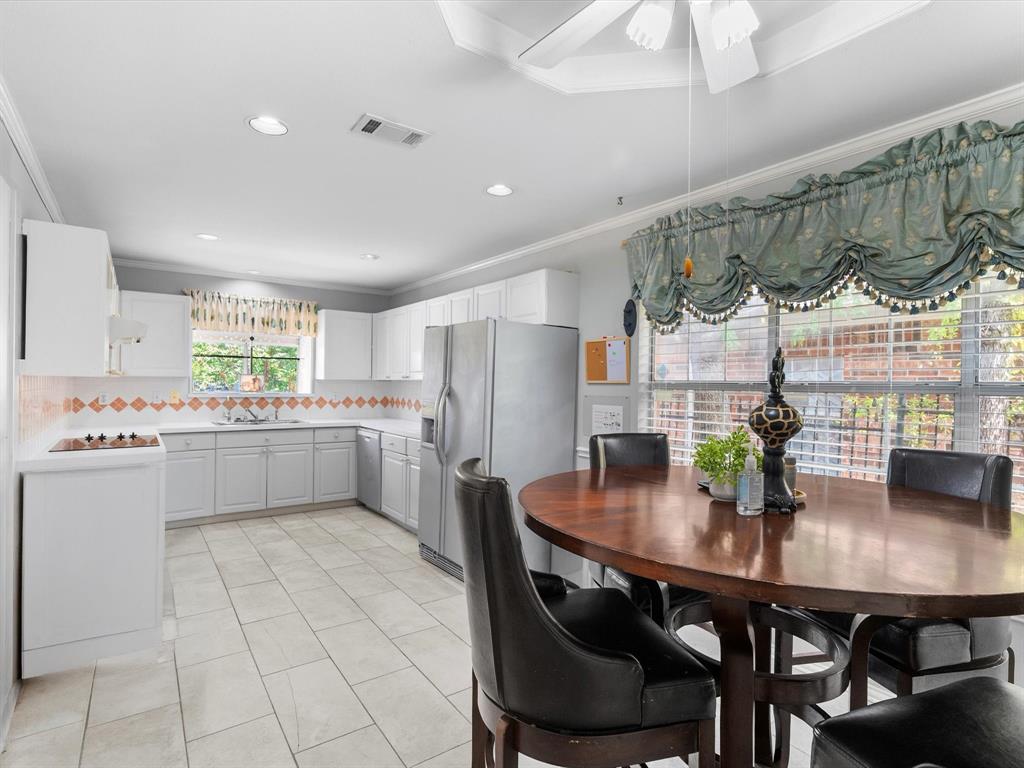 3024 Encino Drive Property Photo 10