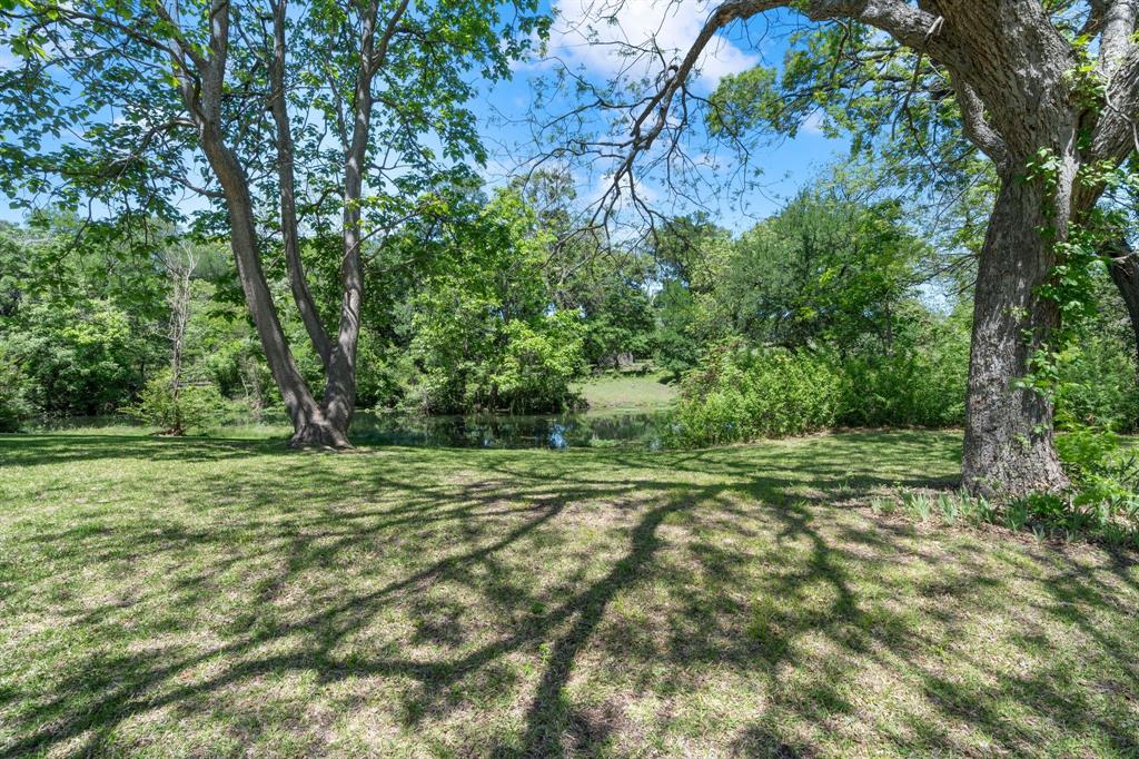 3231 Plainview Road Property Photo 1