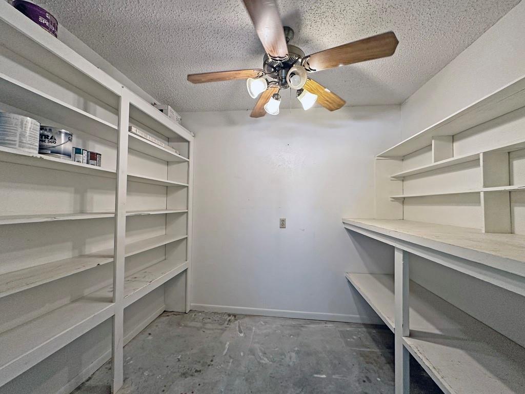 806 Humphrey Street Property Photo 14