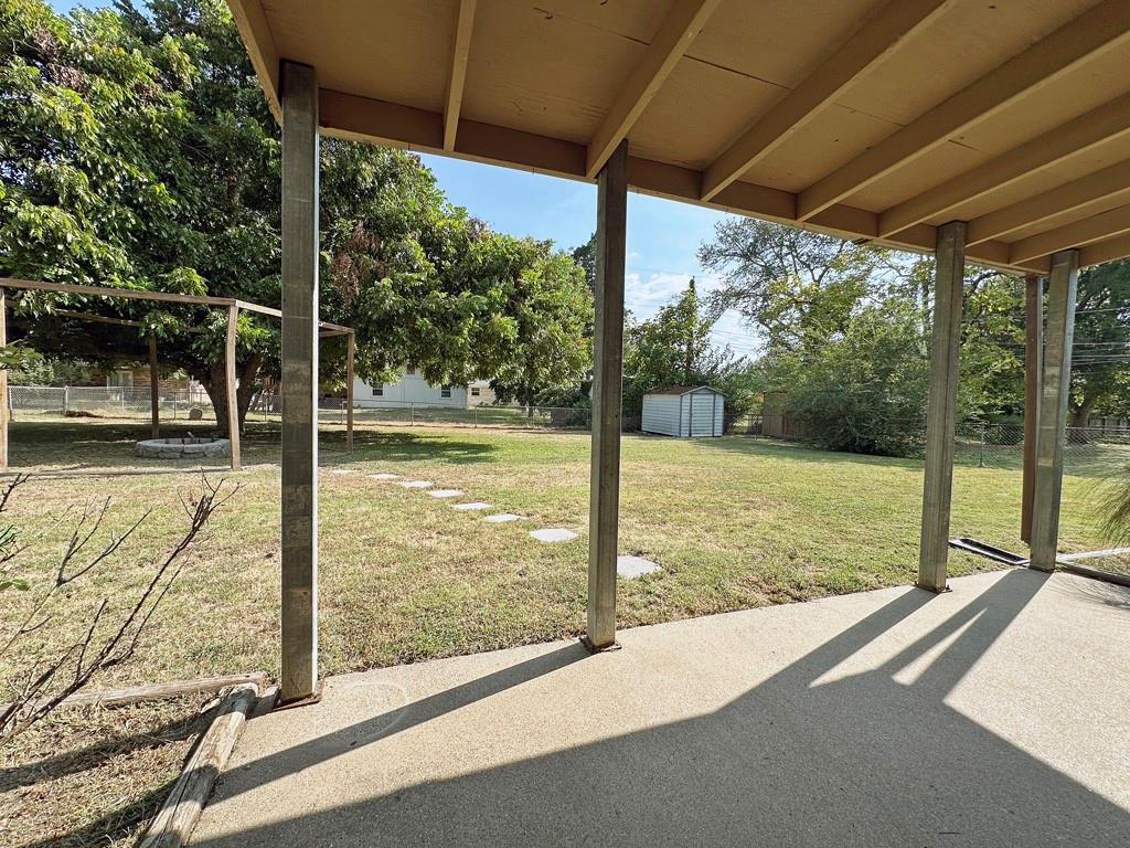 806 Humphrey Street Property Photo 15