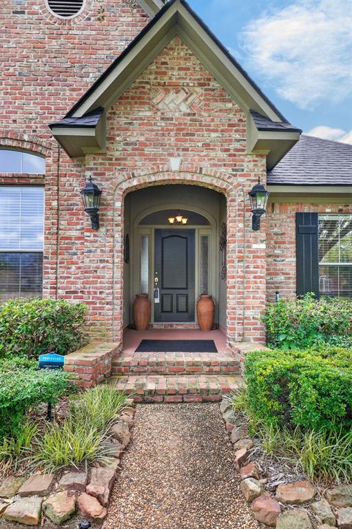 603 Strasbourg Circle Property Photo 2