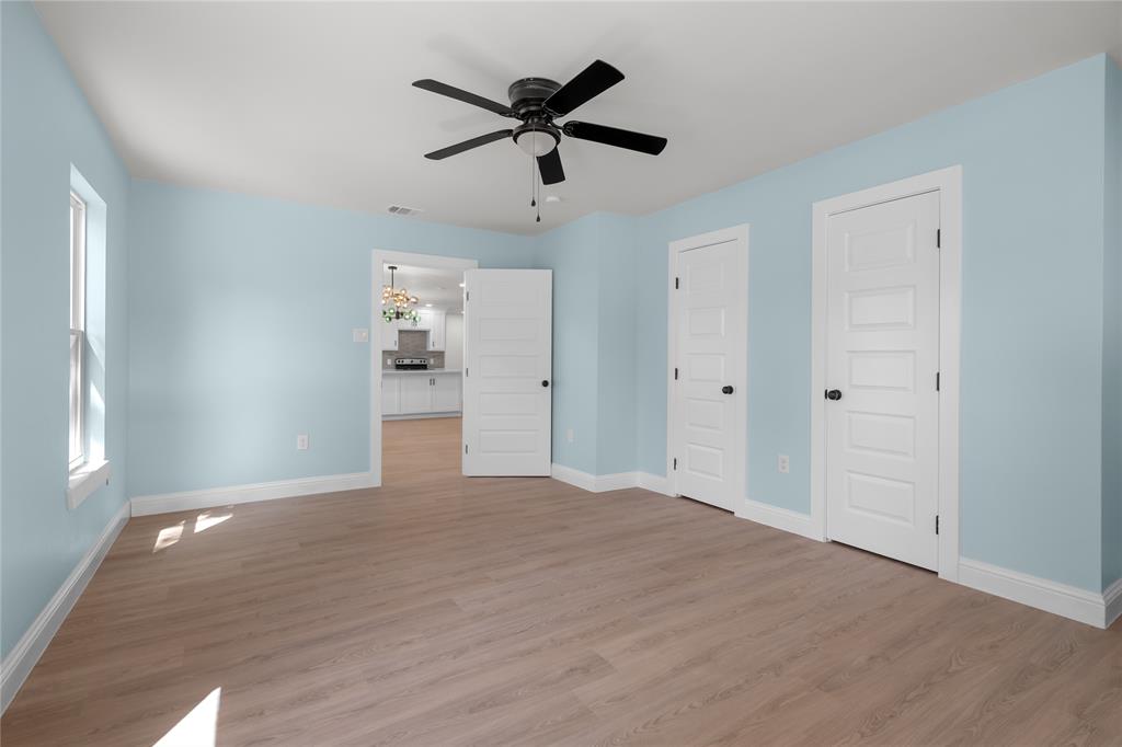 315 S Business Highway 78 Property Photo 15