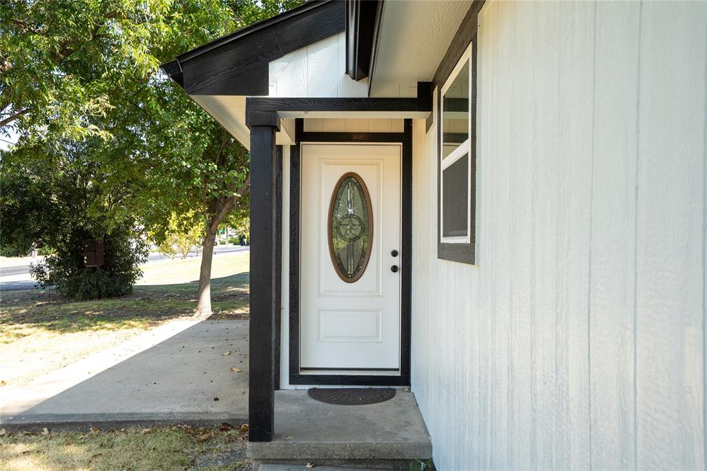 315 S Business Highway 78 Property Photo 28