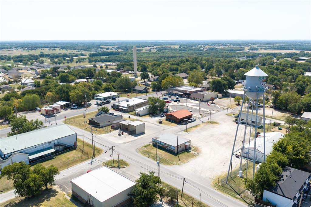 315 S Business Highway 78 Property Photo 30