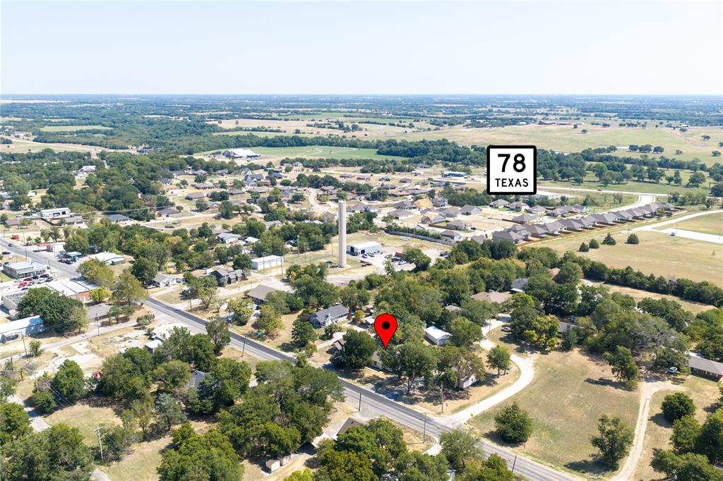 315 S Business Highway 78 Property Photo 33