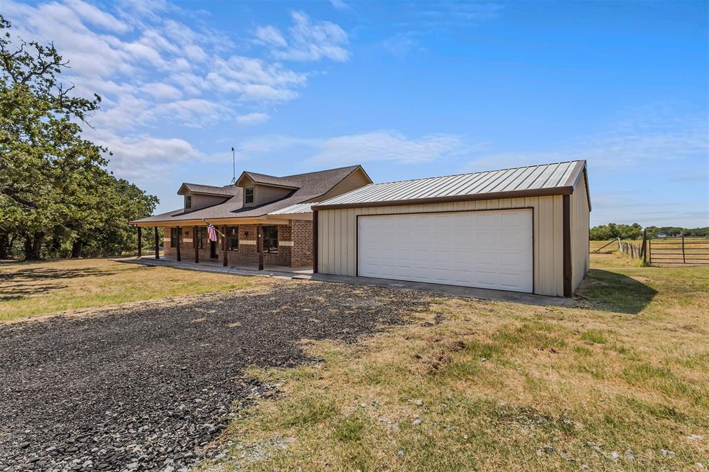 122 County Road 1380 Property Photo 27