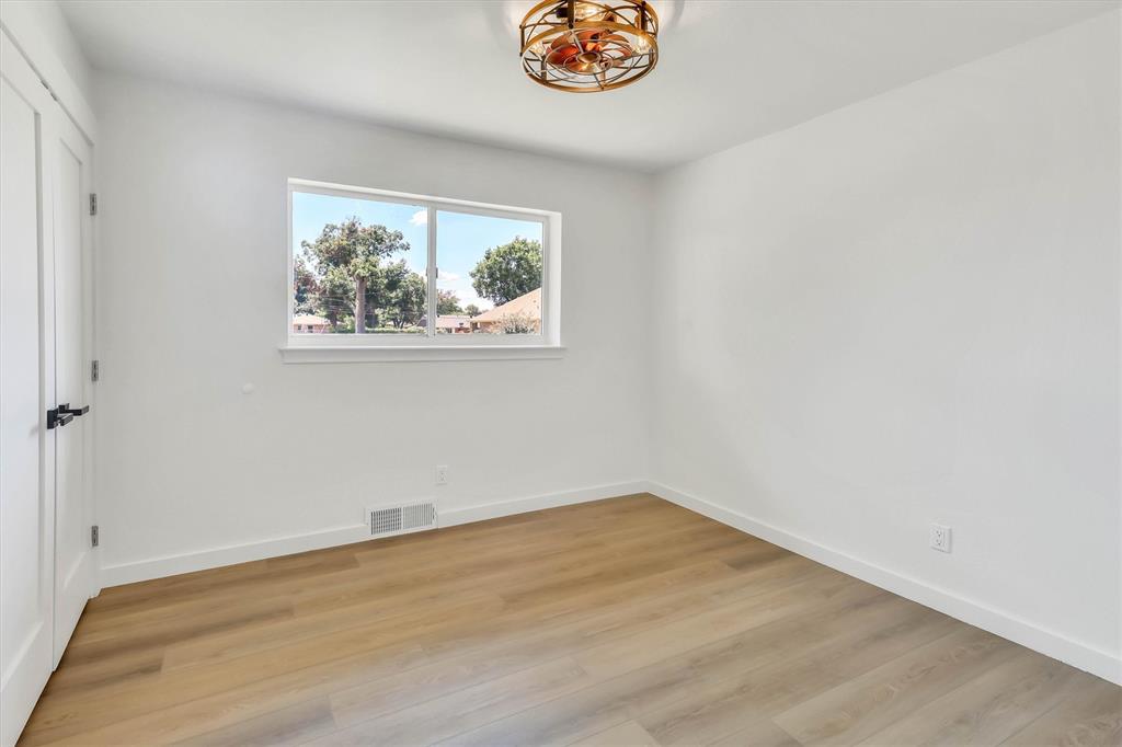 3303 Lockmoor Lane Property Photo 26