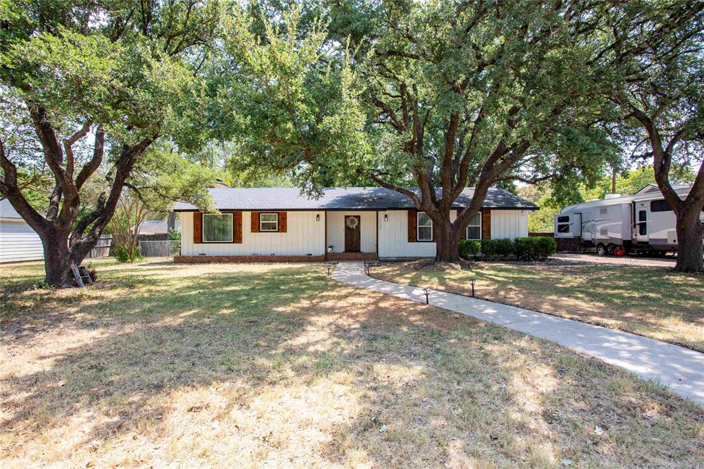 1132 W 8th Street Property Photo 1