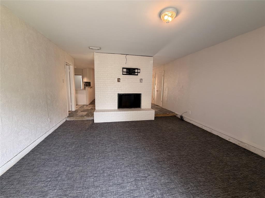 2309 Newbury Drive Property Photo 14