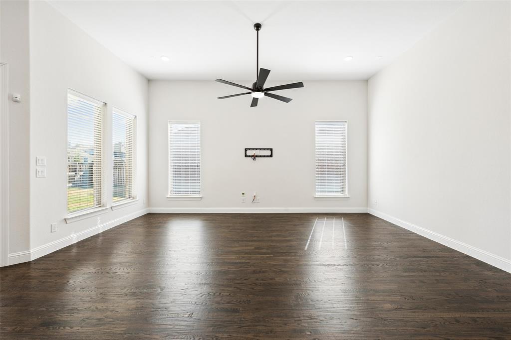 2849 Braemar Property Photo 11