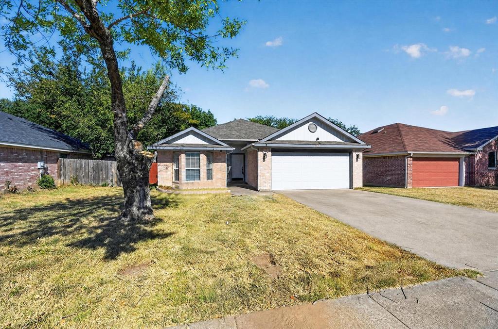 1137 Darren Drive Property Photo 1