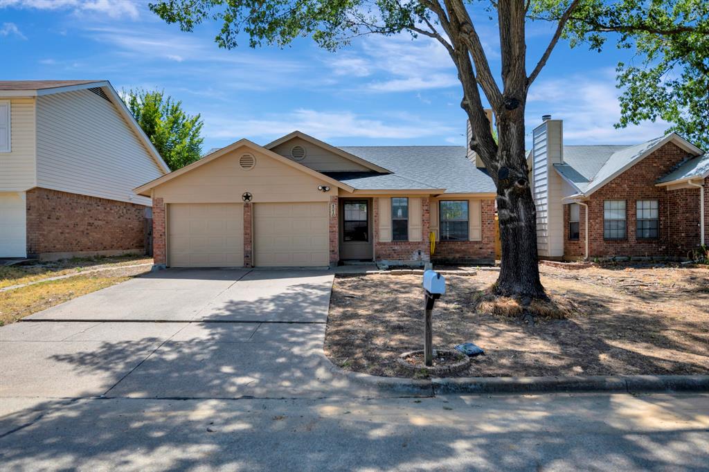 4210 Meadow Park Drive Property Photo 1