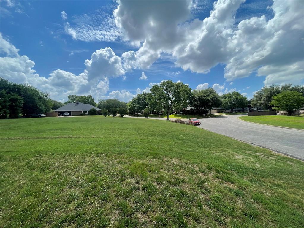 2903 Meadows Lane Property Photo 1