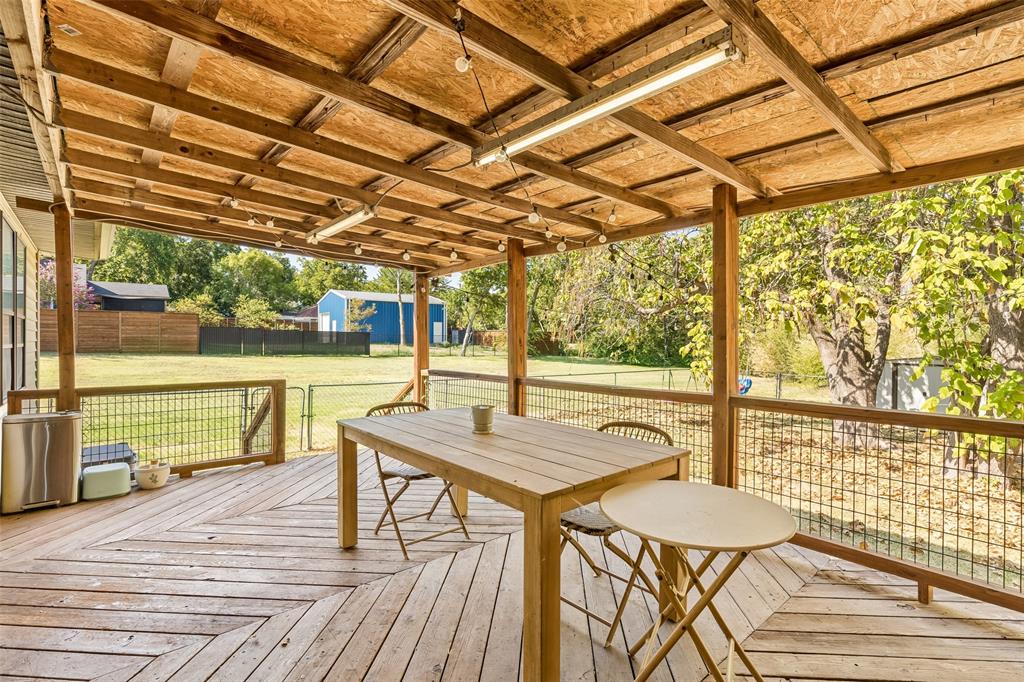 915 N Alamo Road Property Photo 20