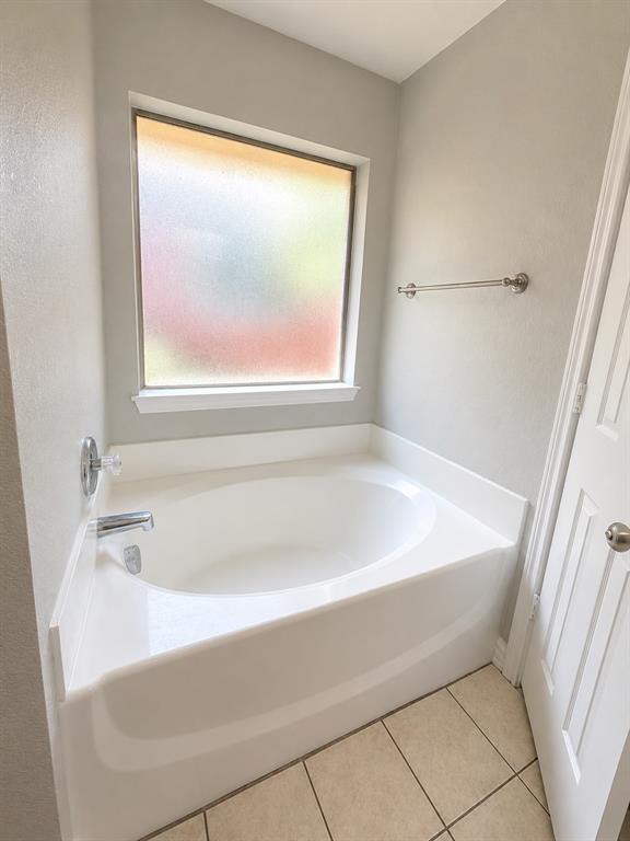 729 Stribling Circle Property Photo 10