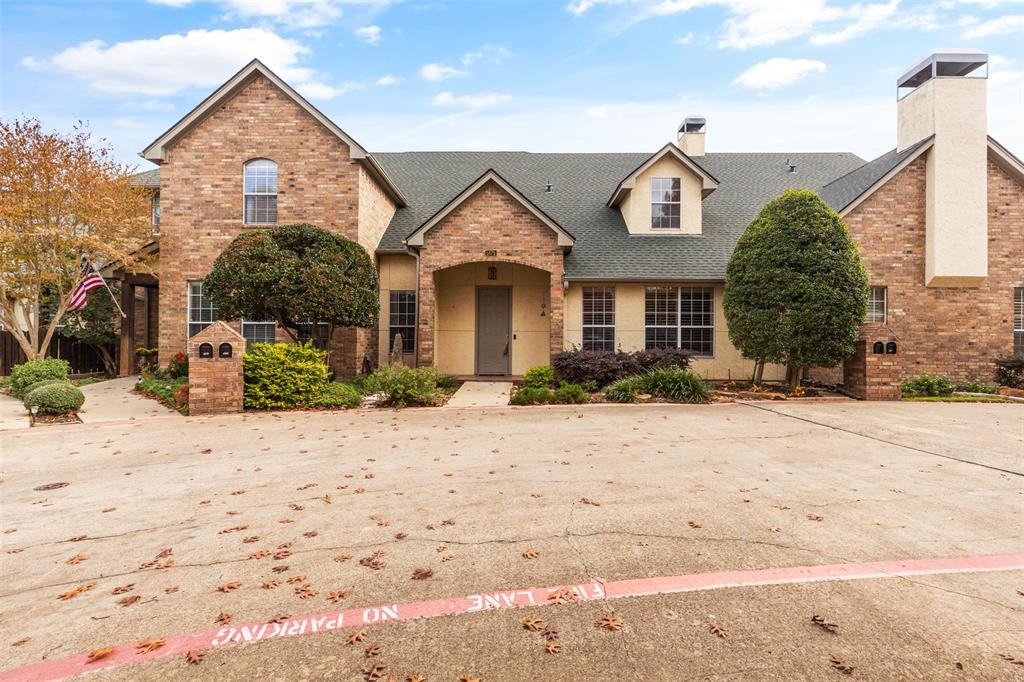 5875 Pecan Chase Property Photo 14