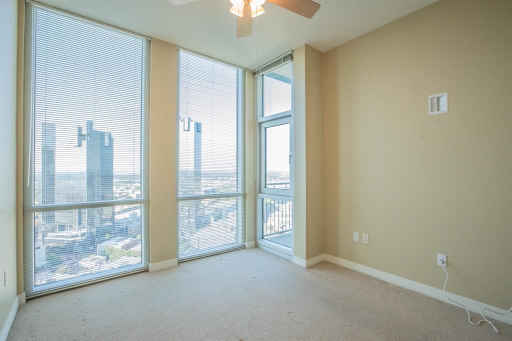 500 Throckmorton Street 2502 Property Photo 20