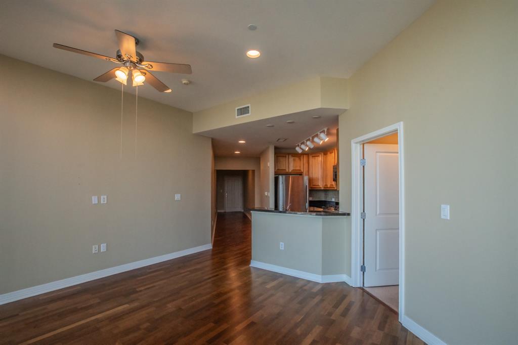 500 Throckmorton Street 2502 Property Photo 25