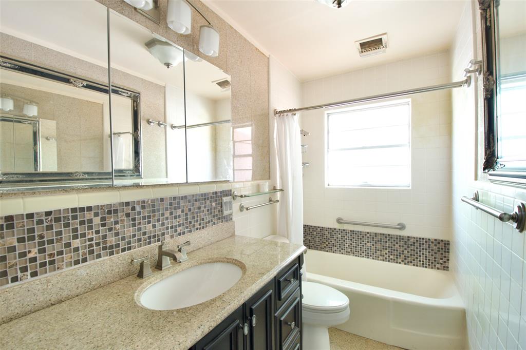 819 Pecan Street Property Photo 26