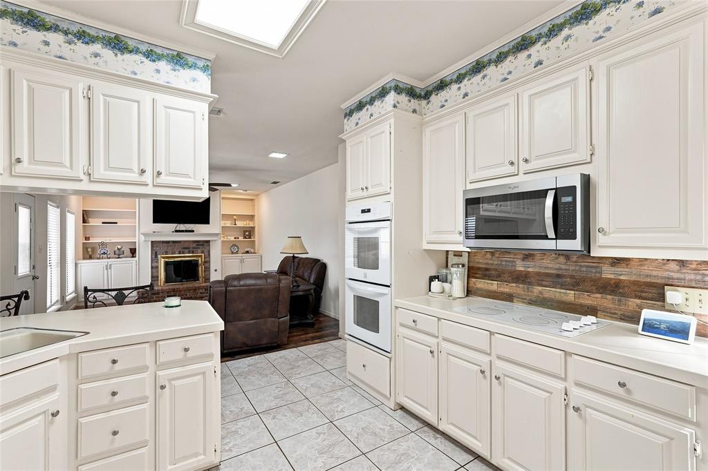 116 Lytle Place Drive Property Photo 14