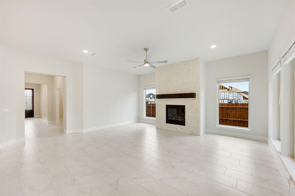 933 Cardinal Drive Property Photo 13