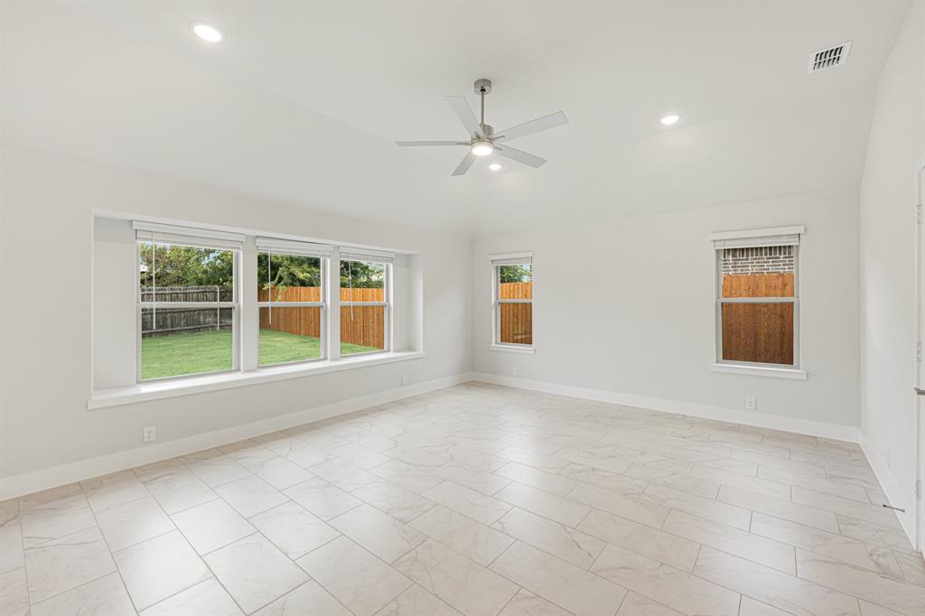 933 Cardinal Drive Property Photo 19