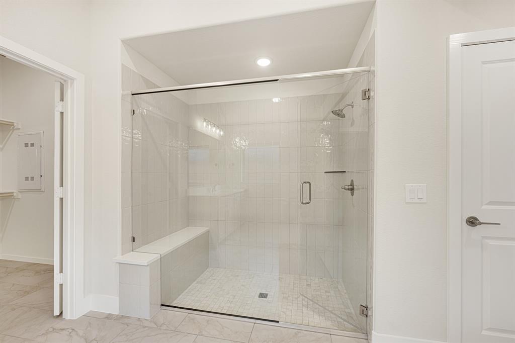 933 Cardinal Drive Property Photo 23