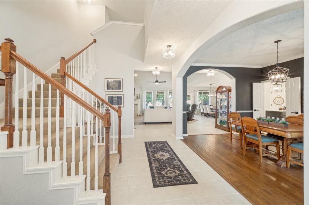 7458 Daffodil Way Property Photo 8