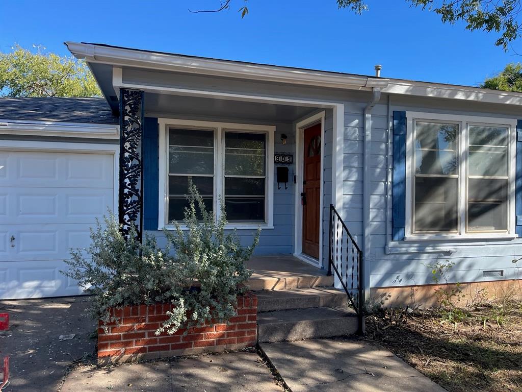 909 S Jefferson Drive Property Photo 1