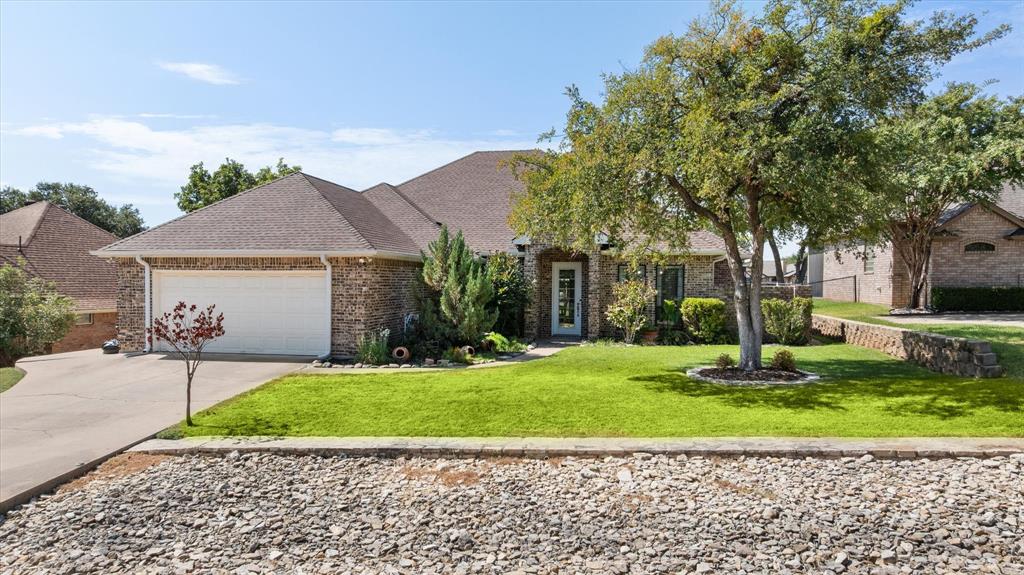 8712 Bellechase Road Property Photo 1