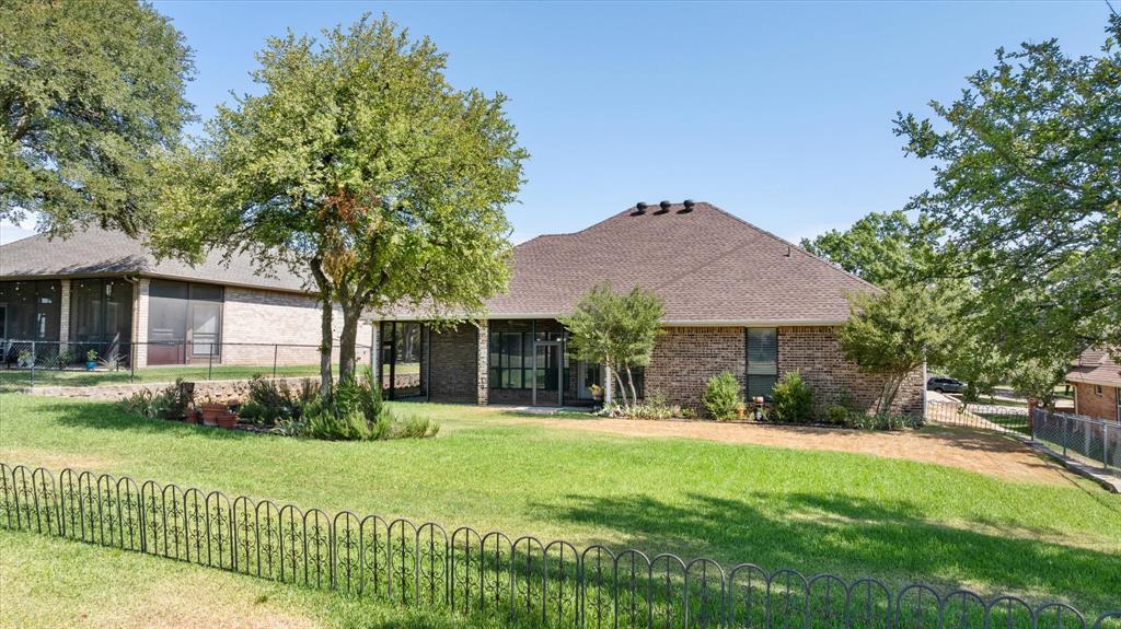 8712 Bellechase Road Property Photo 34