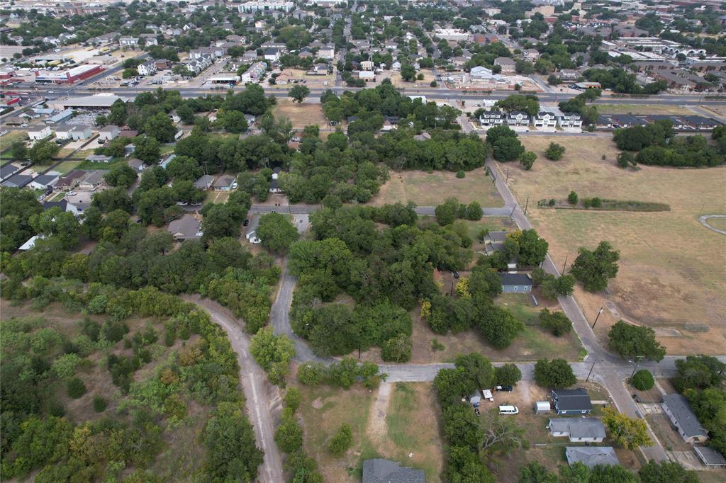 2424 S 10th Street Property Photo 16