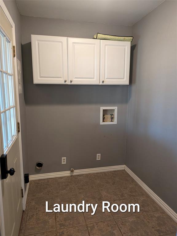 1316 S Galloway Drive Property Photo 9