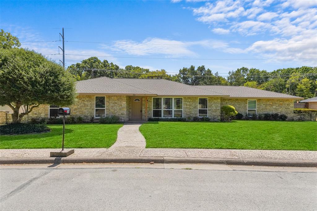 336 Woodbrook Drive Property Photo 1