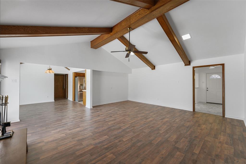 336 Woodbrook Drive Property Photo 7
