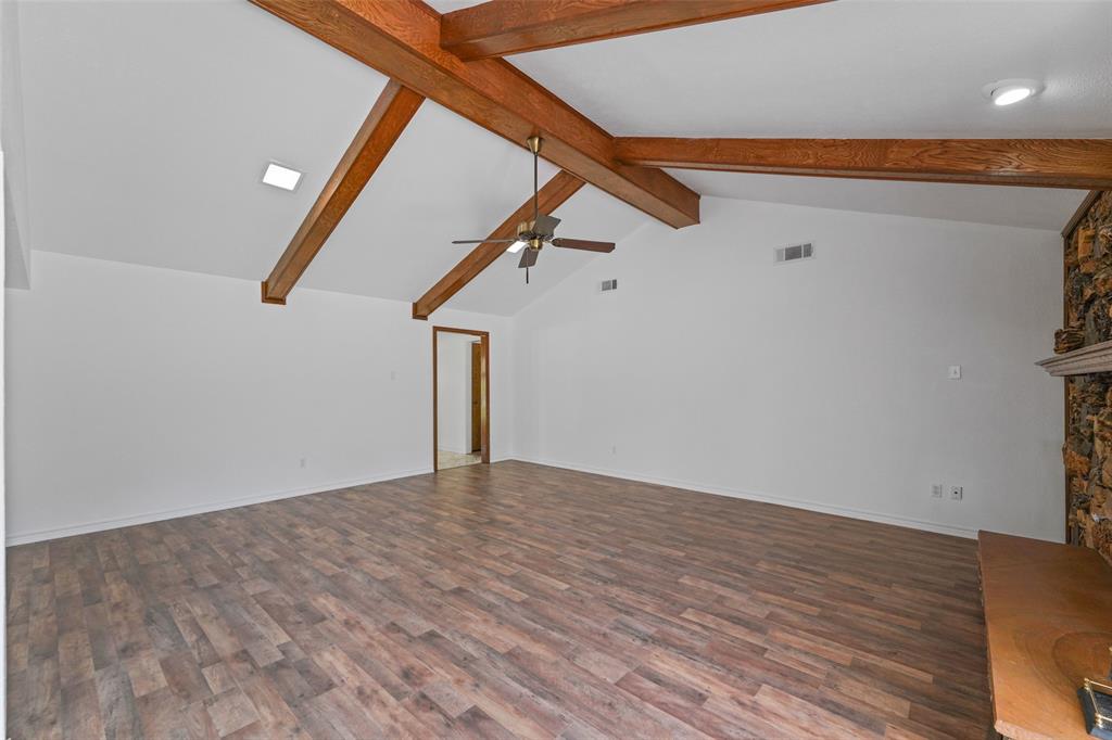 336 Woodbrook Drive Property Photo 8