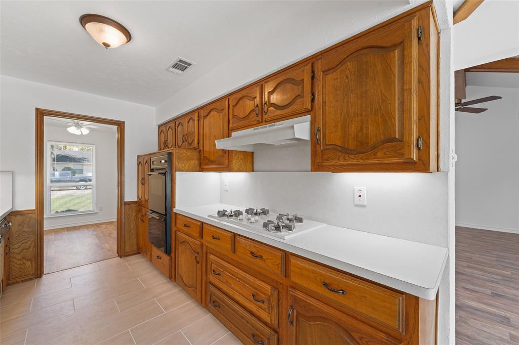 336 Woodbrook Drive Property Photo 12