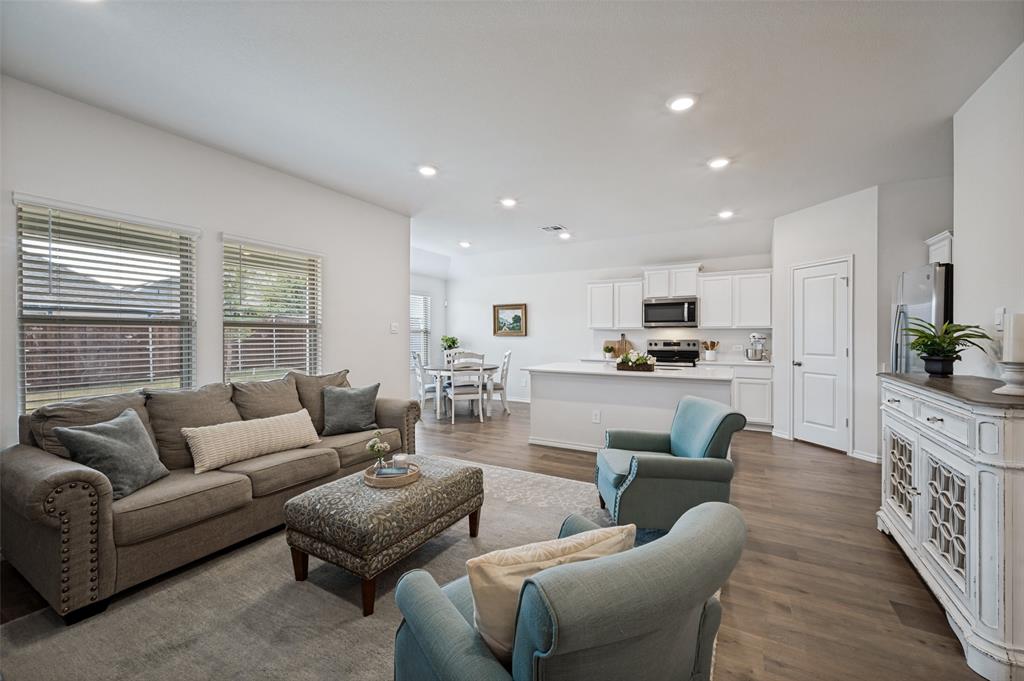 13044 Dawson Drive Property Photo 1