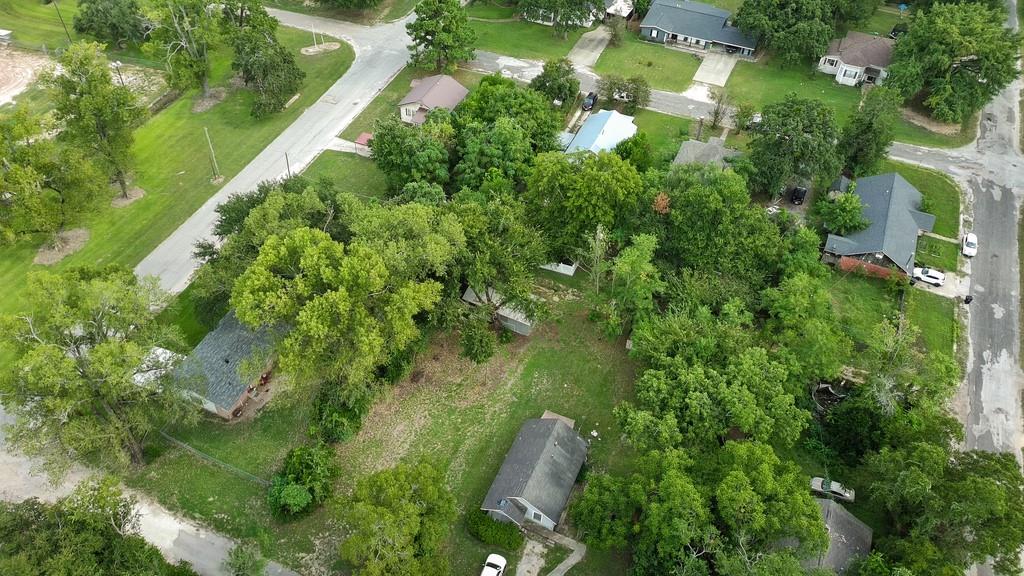 706 Spruce Street Property Photo 6