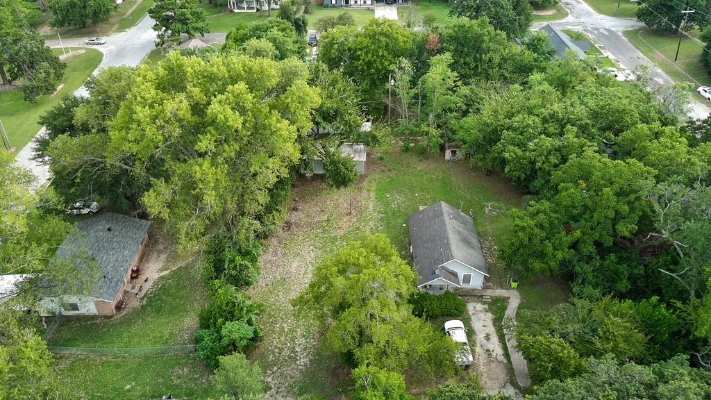 706 Spruce Street Property Photo 15