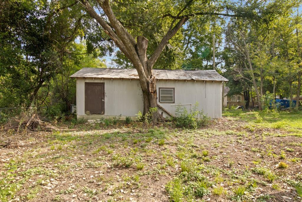 706 Spruce Street Property Photo 16
