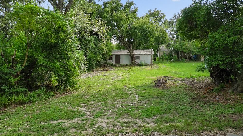 706 Spruce Street Property Photo 17