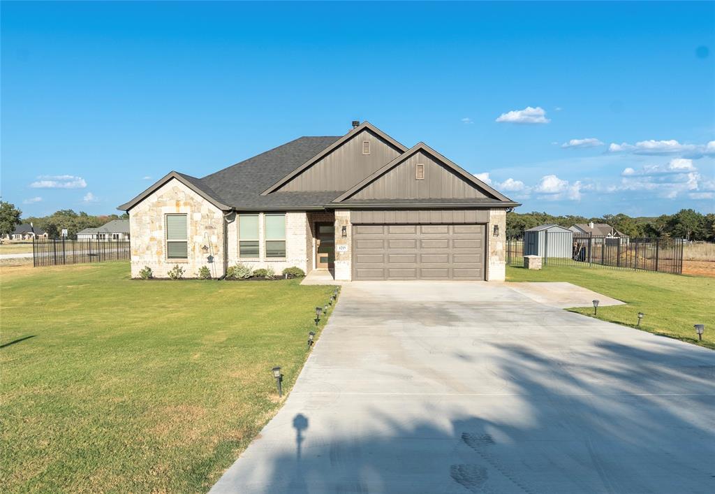 1215 Sanger Property Photo 1