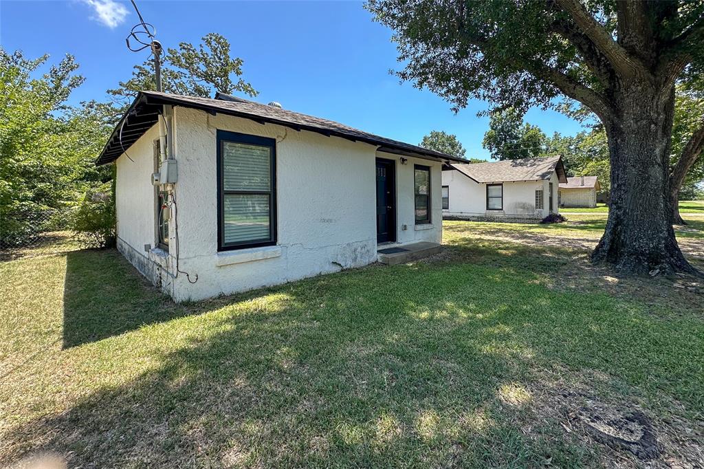 909 Alice Street Property Photo 1