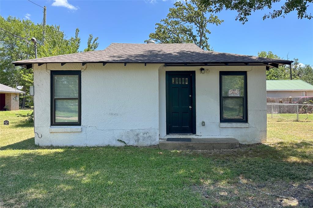 909 Alice Street Property Photo 13