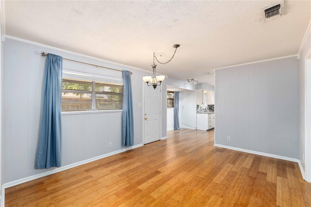 2103 16th Street Property Photo 7