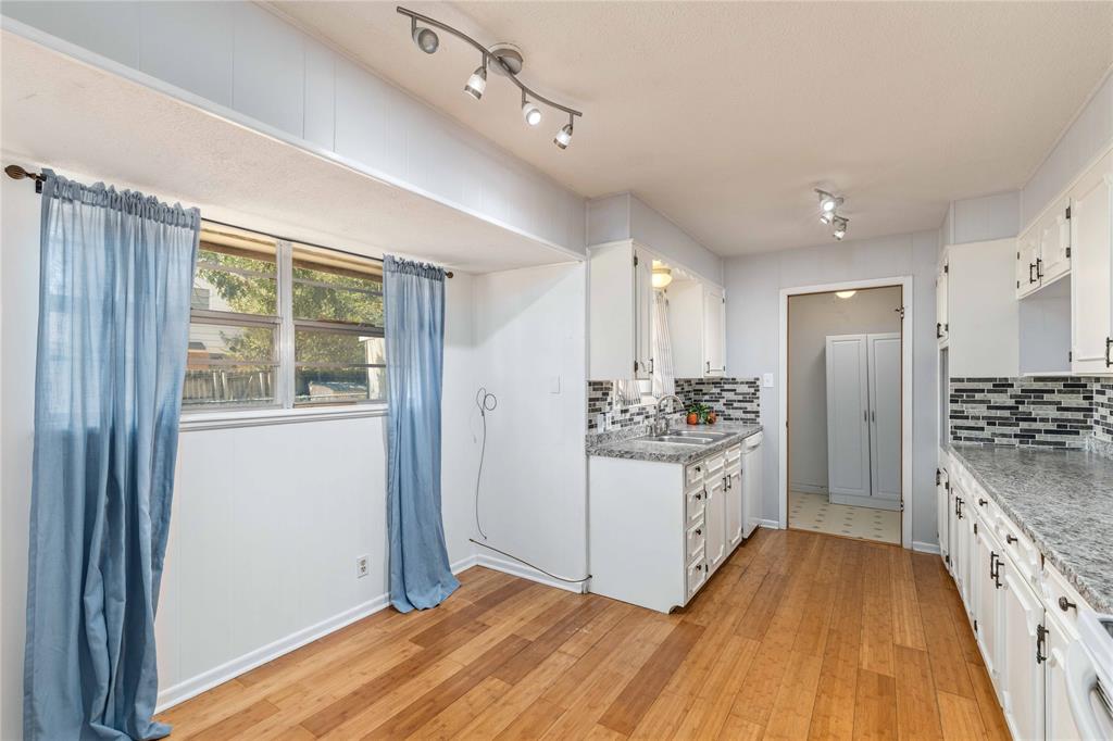 2103 16th Street Property Photo 11