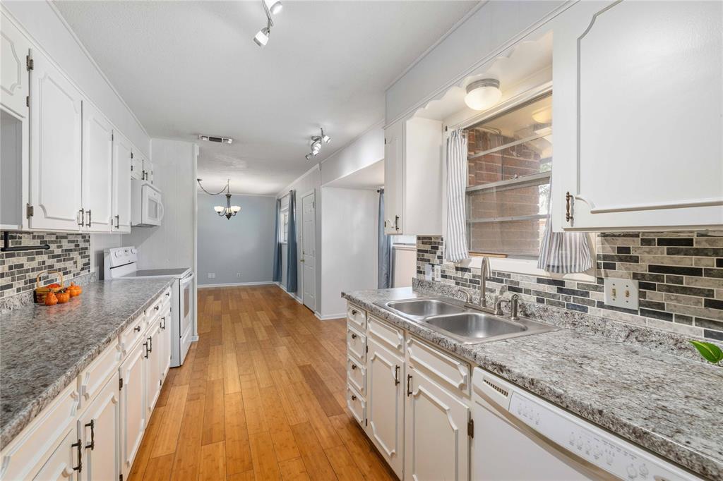 2103 16th Street Property Photo 12