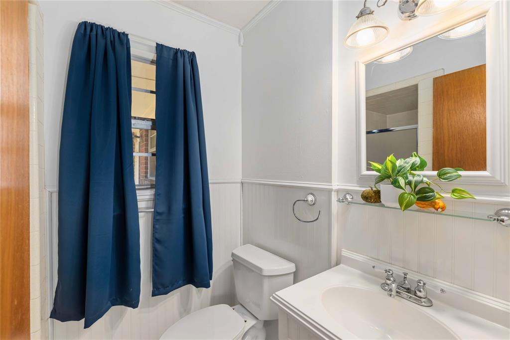 2103 16th Street Property Photo 15